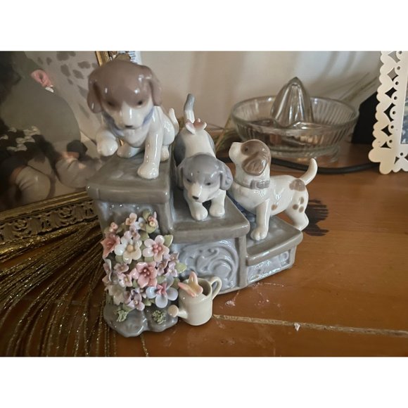 Cosmos Gifts SA49111 Fine Porcelain Three Puppies Dogs On Garden Steps with Flow - Picture 6 of 10